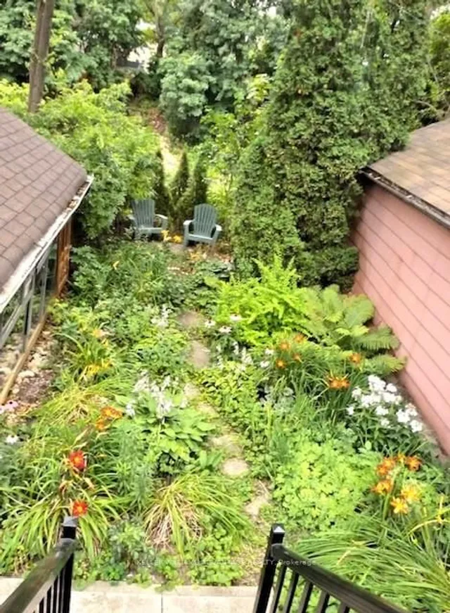 Additional image 14 of 129 Oakcrest Ave