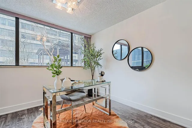 Additional image 9 of 15 Mcmurrich St Unit 204