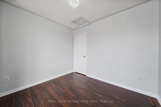 Additional image 13 of 433 Baverstock Cres