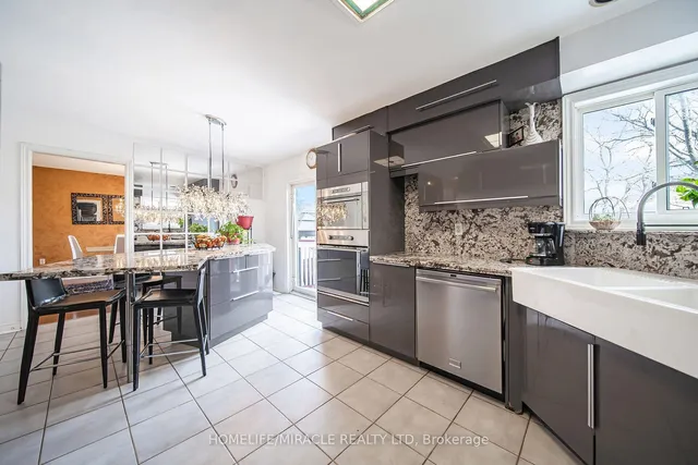 Additional image 26 of 11 Redtail Cres