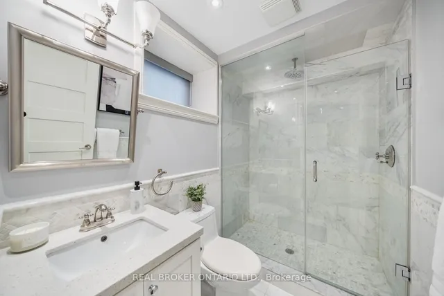 Additional image 26 of 194 Lee Ave