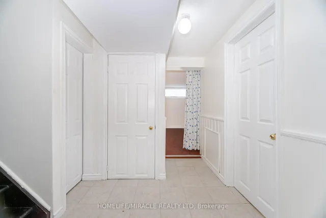 Additional image 17 of 18 Albion Cres