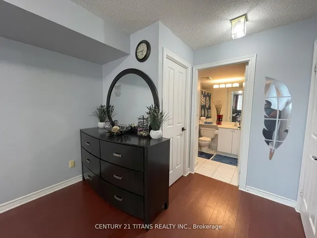 Additional image 9 of 68 Corporate Dr Unit 2128