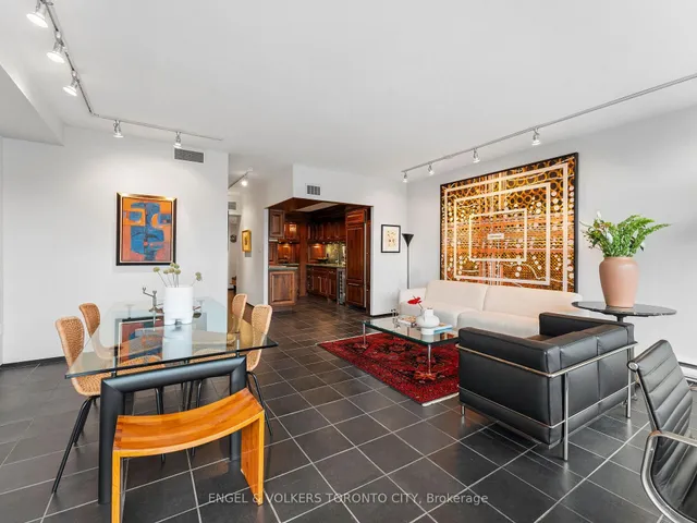 Additional image 12 of 35 Church St Unit 811