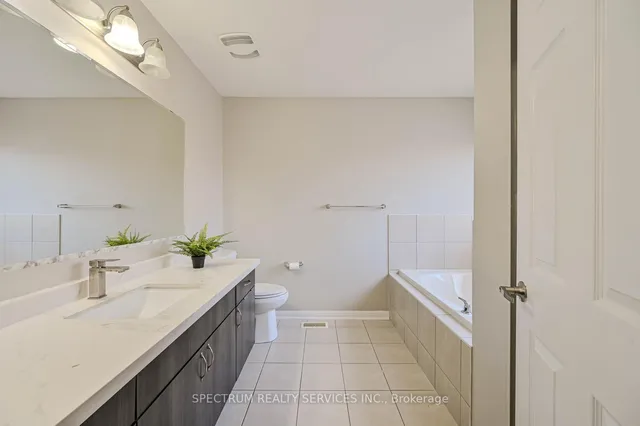 Additional image 26 of 901 Farmstead Dr