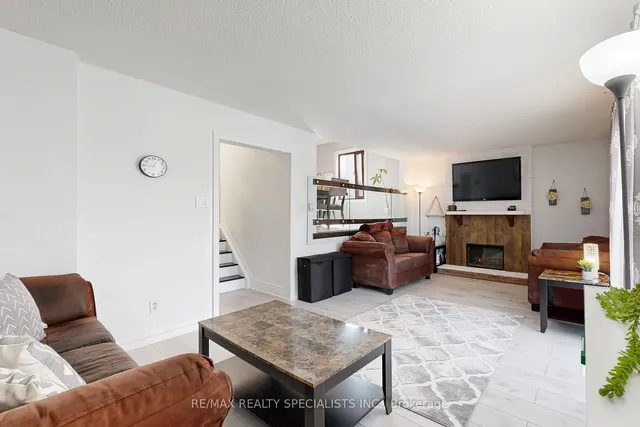 Additional image 18 of 40 Blueridge Sq