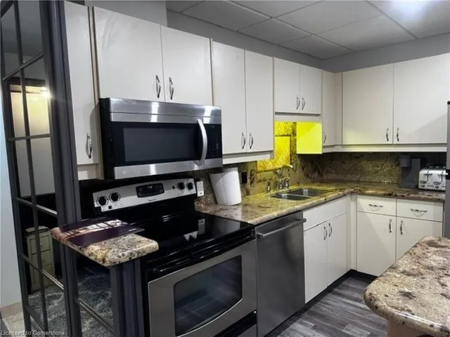 Additional image 3 of 10 Ellen St Unit 103