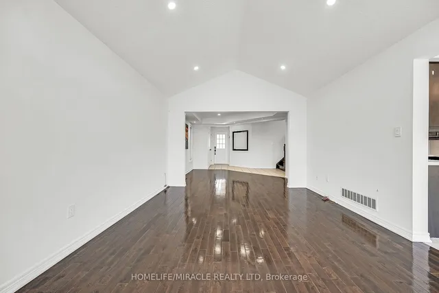 Additional image 11 of 226 Spring valley Cres