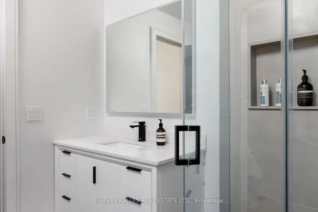 Additional image 41 of 233 MacPherson Ave