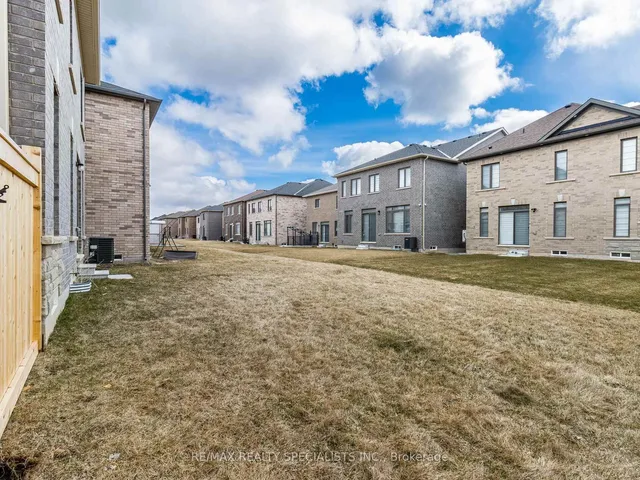 Additional image 44 of 37 Peak Dr