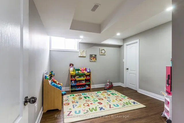 Additional image 37 of 616 Florencedale Cres