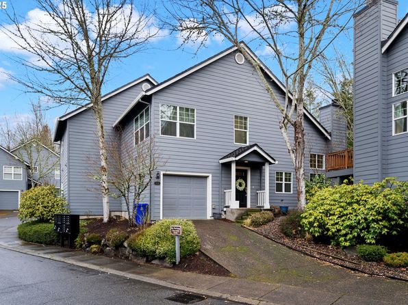 9721 NW Miller Hill Dr, Portland, OR 97229