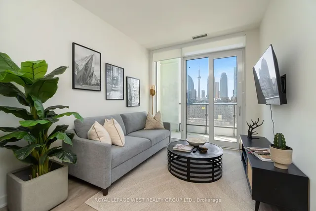 135 Lower Sherbourne St Unit 1064