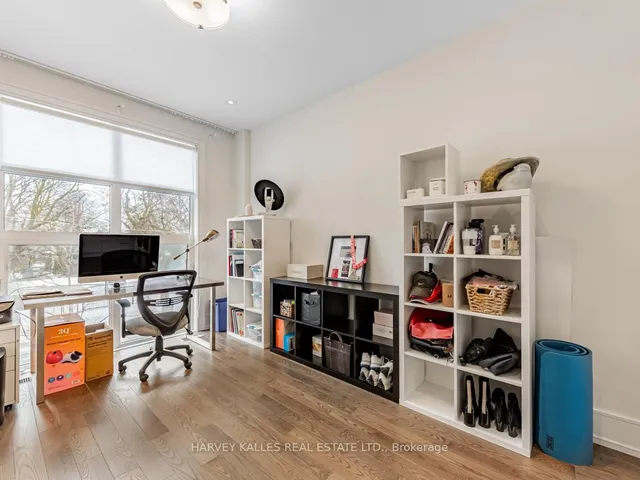 Additional image 28 of 74 Woburn Ave