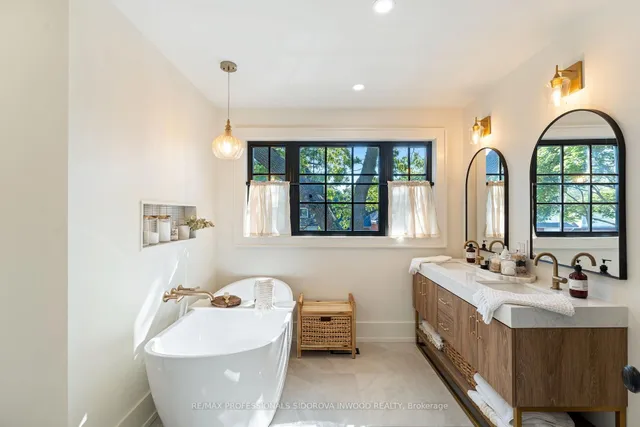 Additional image 27 of 134 Gilmour Ave