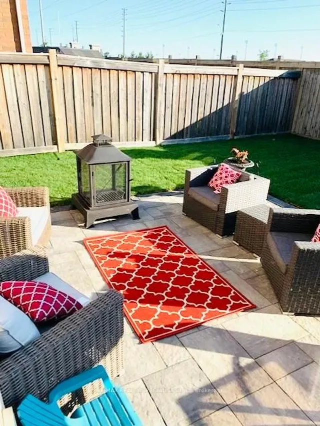 Additional image 35 of 122 Teal Crest Circ