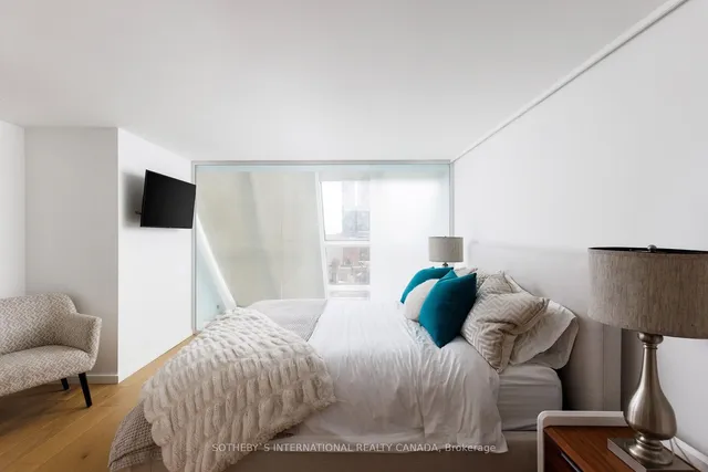 Additional image 22 of 82 Lombard St Unit PH 912