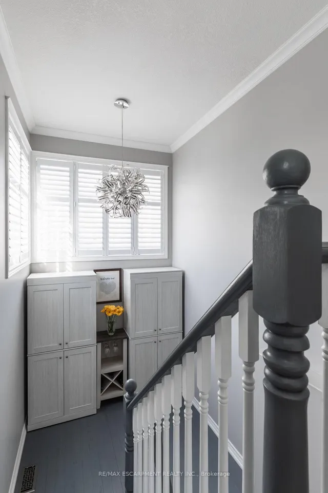 Additional image 16 of 74 Edenrock Dr