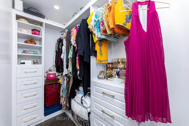 Additional image 34 of 42 Tiller Tr