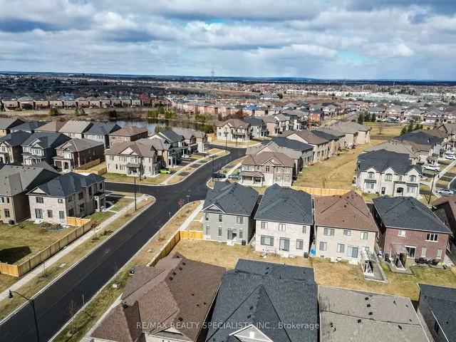 Additional image 47 of 37 Peak Dr