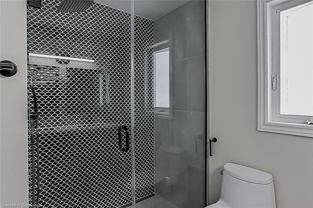 Additional image 44 of 10 Karendale Cres