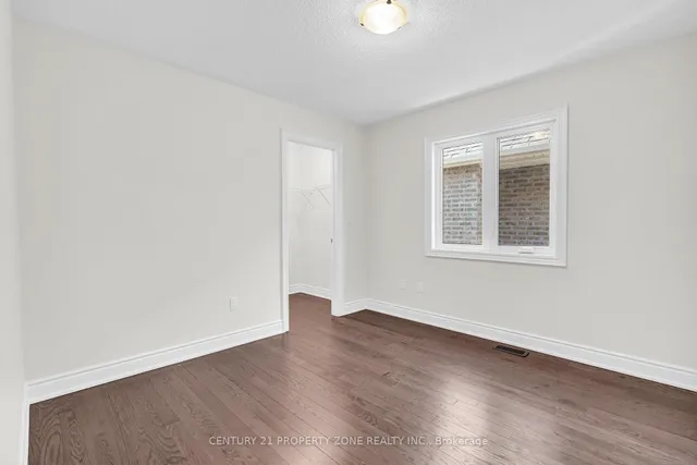 Additional image 34 of 33 Gladmary Dr