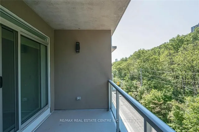 Additional image 22 of 479 Charlton Ave Unit 302