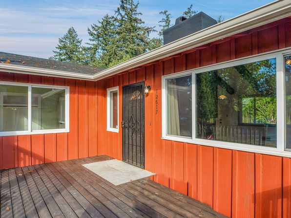 12617 SE Market St, Portland, OR 97233