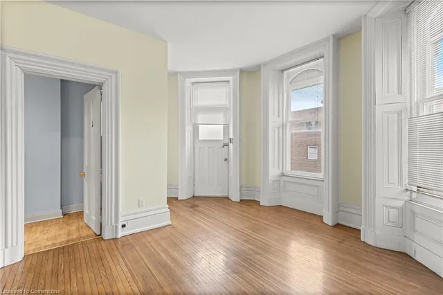 Additional image 38 of 17 Webber Ave