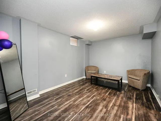 Additional image 39 of 33 Alice Spring Cres