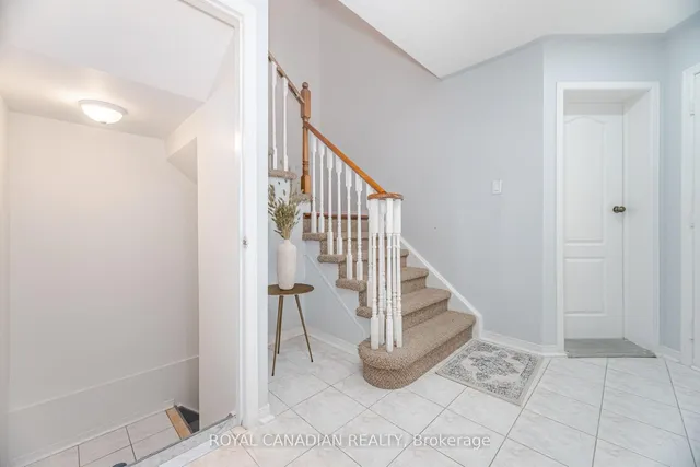 Additional image 21 of 69 Yellow Brick Rd