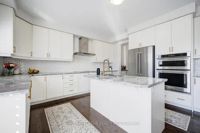 Additional image 11 of 12 ACTION Dr