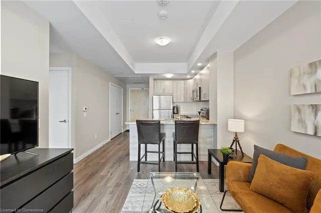 Additional image 3 of 60 Charles St Unit 2204