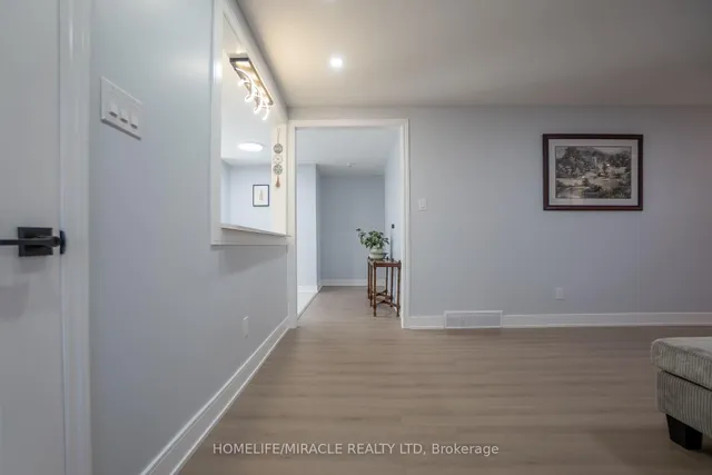 Additional image 11 of 41 Grande Ave