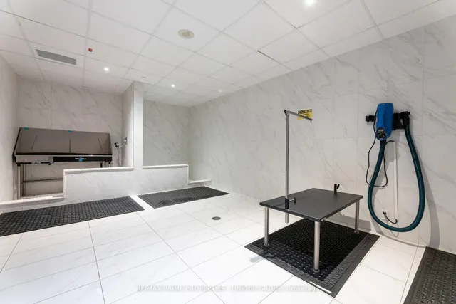 Additional image 31 of 99 The Donway W Rd Unit 405