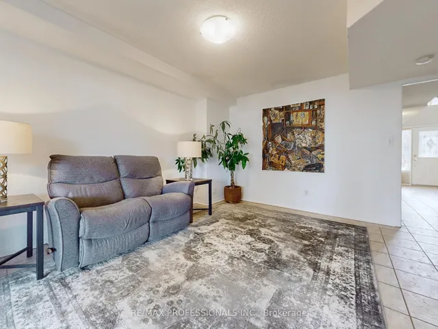 Additional image 5 of 14 Formula Crt