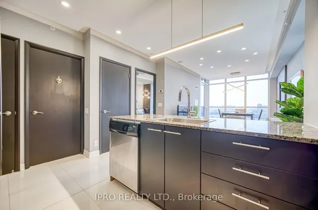 Additional image 9 of 1 Valhalla Inn Rd Unit 2008