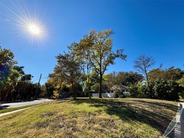 5005 Denton Dr, Dallas, TX 75235