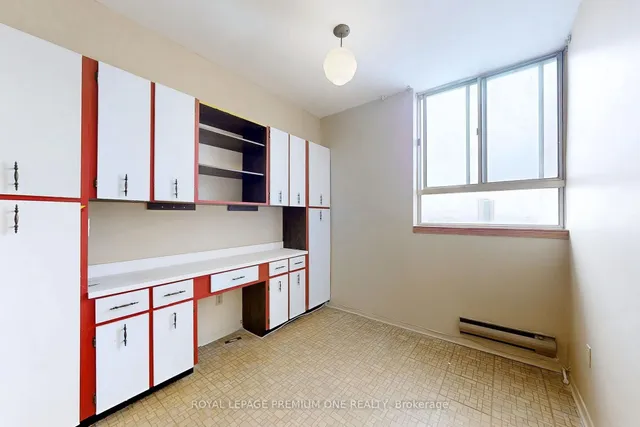 Additional image 22 of 1 Massey Sq Unit PH19