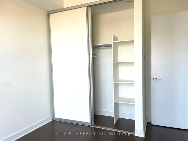 Additional image 6 of 156 Portland St Unit 611