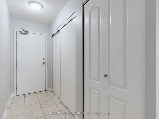 Additional image 4 of 2 Rean Dr Unit 613