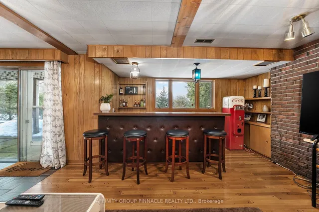 Additional image 31 of 28 Landfair Cres