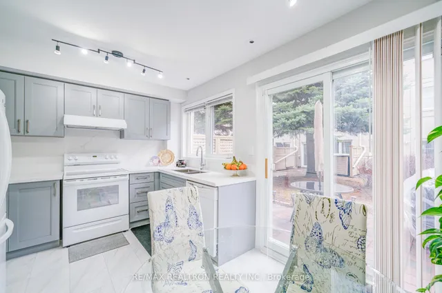 Additional image 27 of 28 Rosebank Dr Unit 507