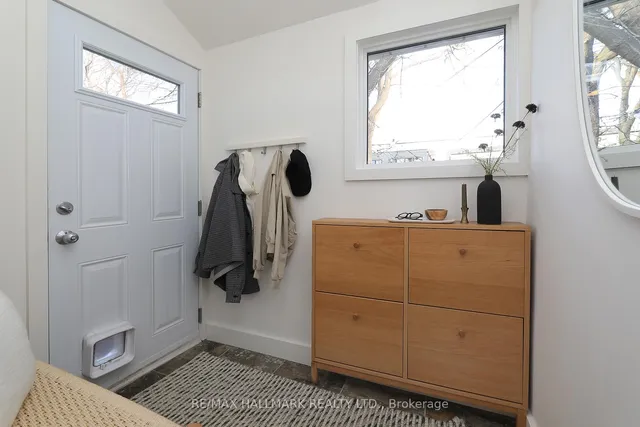 Additional image 37 of 142 Springdale Blvd