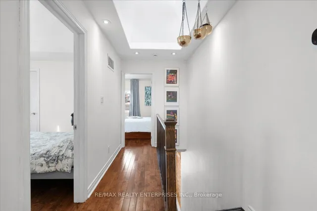 Additional image 9 of 3 Rockwell Ave