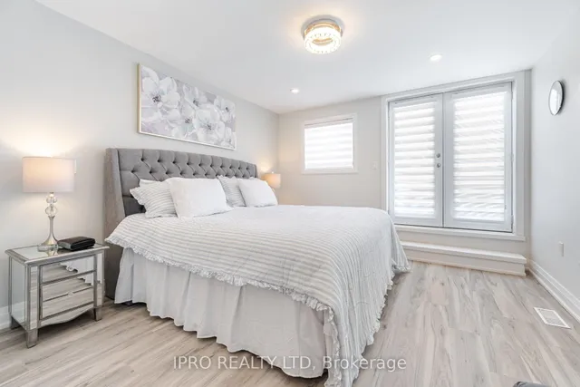 Additional image 23 of 528 Brock Ave