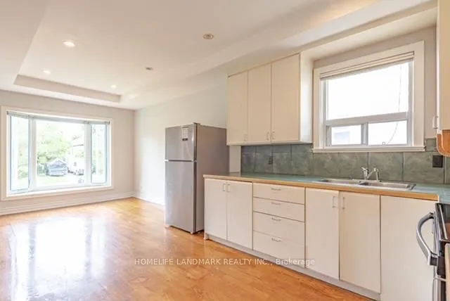 Additional image 12 of 12 Bayard Ave