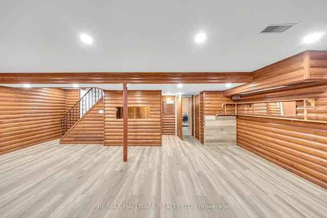 Additional image 25 of 35 Rowallan Dr