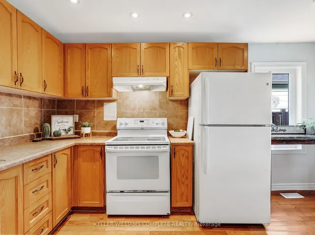 Additional image 16 of 136 East 45th St