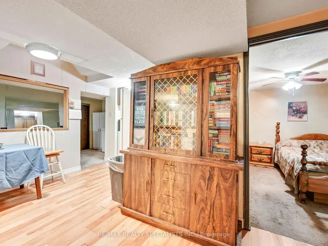 Additional image 40 of 19 Blenheim Dr